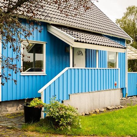 Landvetter Parkering Bed and Breakfast Härryda Eksteriør billede