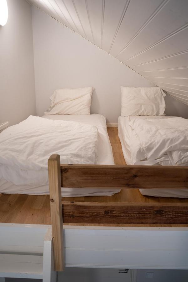 Landvetter Parkering Bed and Breakfast Härryda Eksteriør billede
